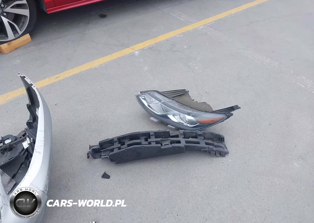2018 Chevrolet Volt Lt VIN:1G1RC6S54JU147502 - 17