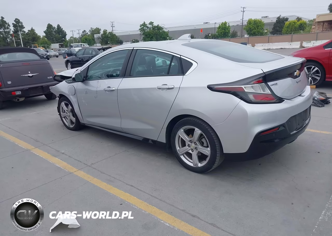 2018 Chevrolet Volt Lt VIN:1G1RC6S54JU147502 - 3