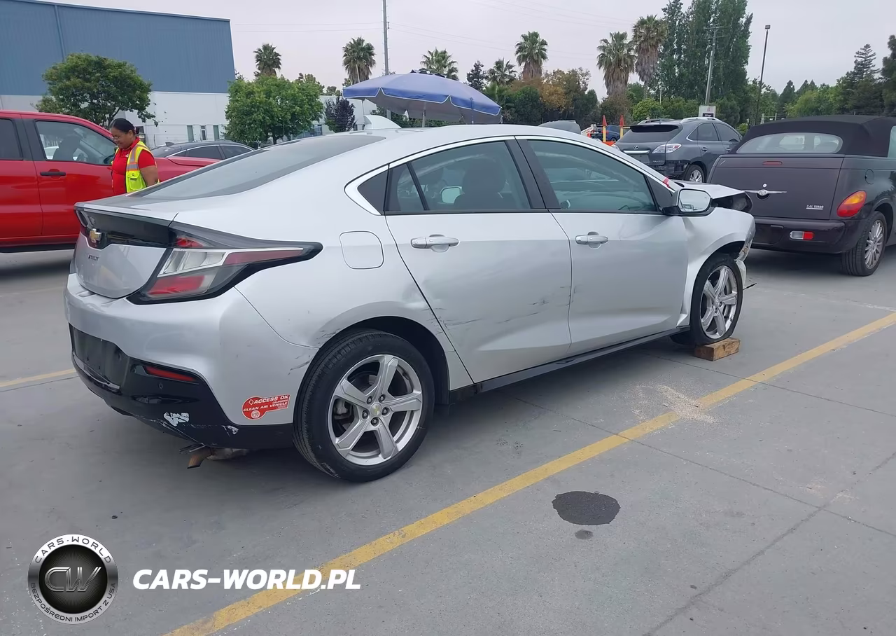 2018 Chevrolet Volt Lt VIN:1G1RC6S54JU147502 - 4