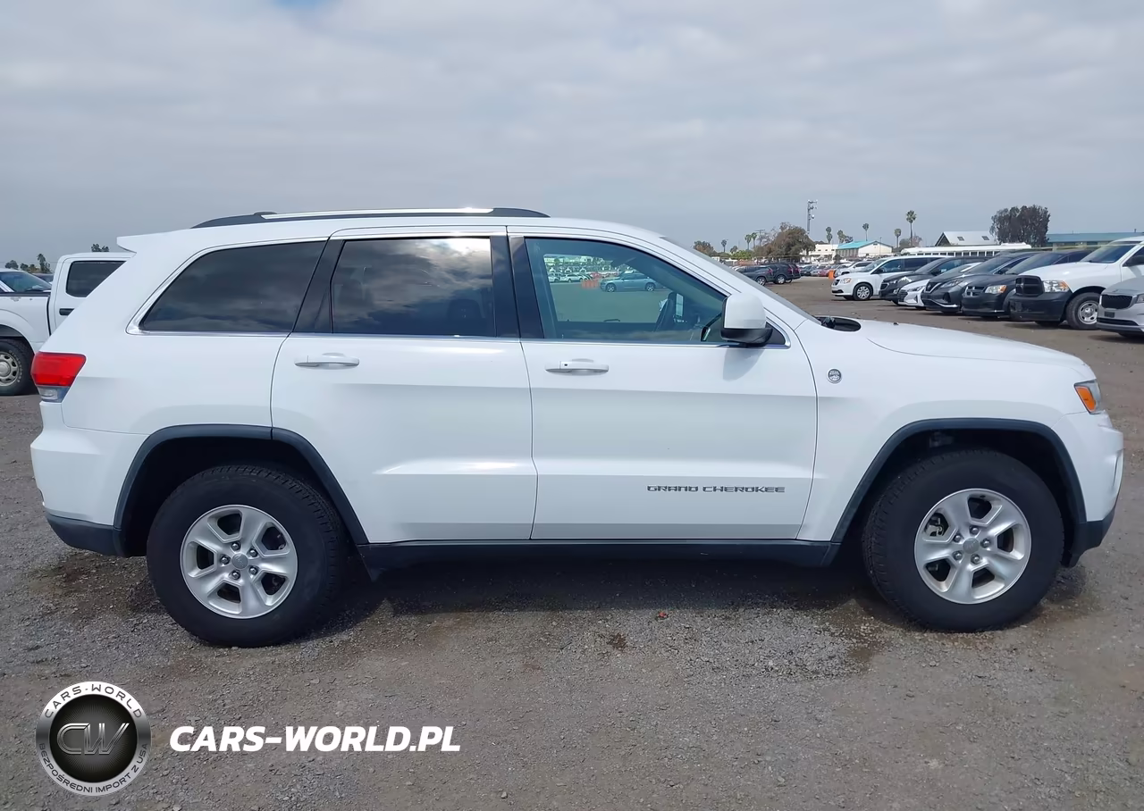 2016 Jeep Grand Cherokee Laredo VIN:1C4RJFAG7GC456489 - 13