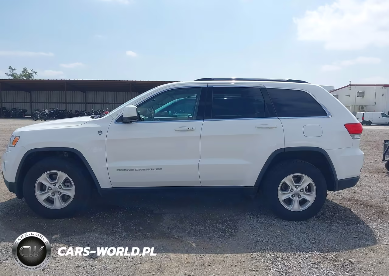 2016 Jeep Grand Cherokee Laredo VIN:1C4RJFAG7GC456489 - 14