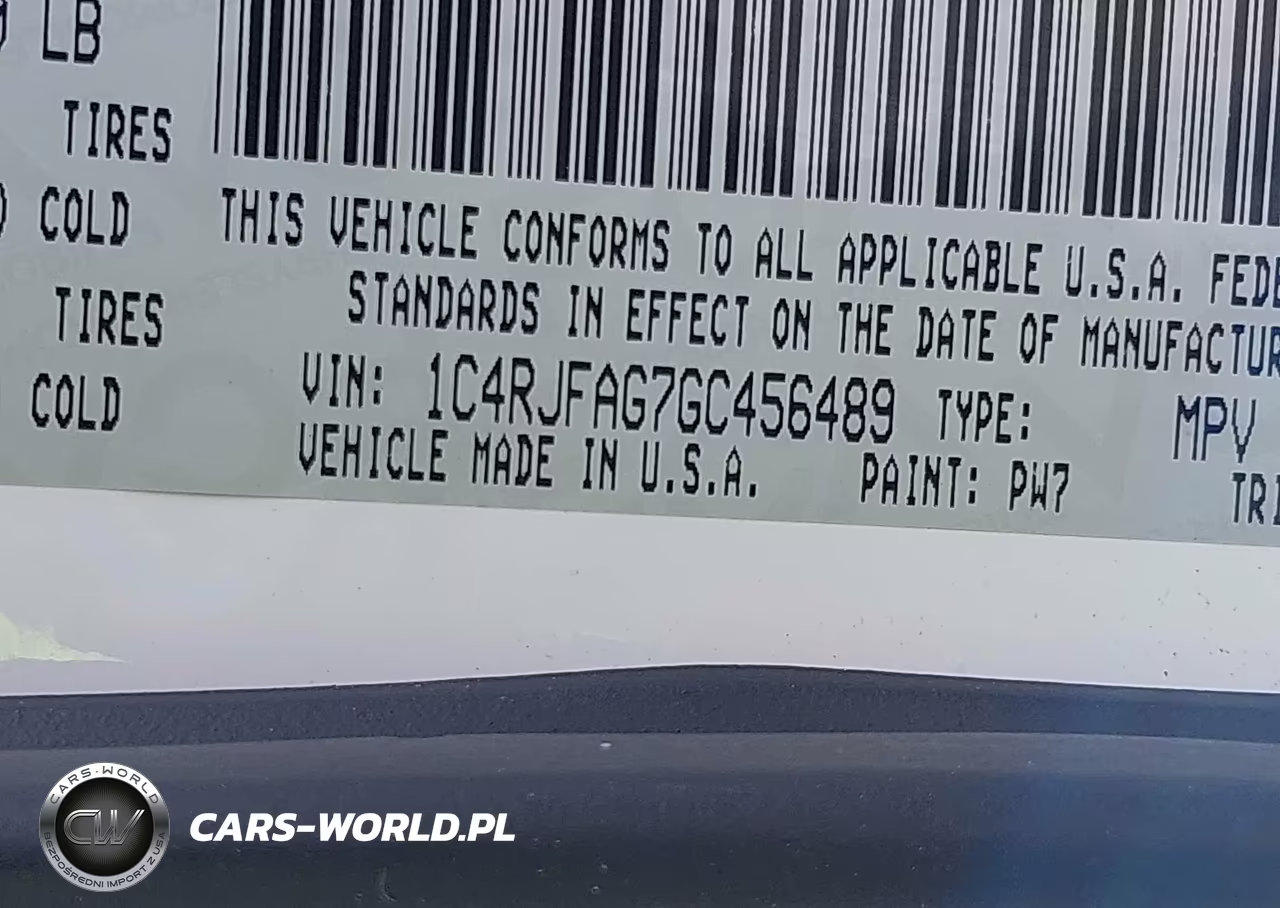 2016 Jeep Grand Cherokee Laredo VIN:1C4RJFAG7GC456489 - 9