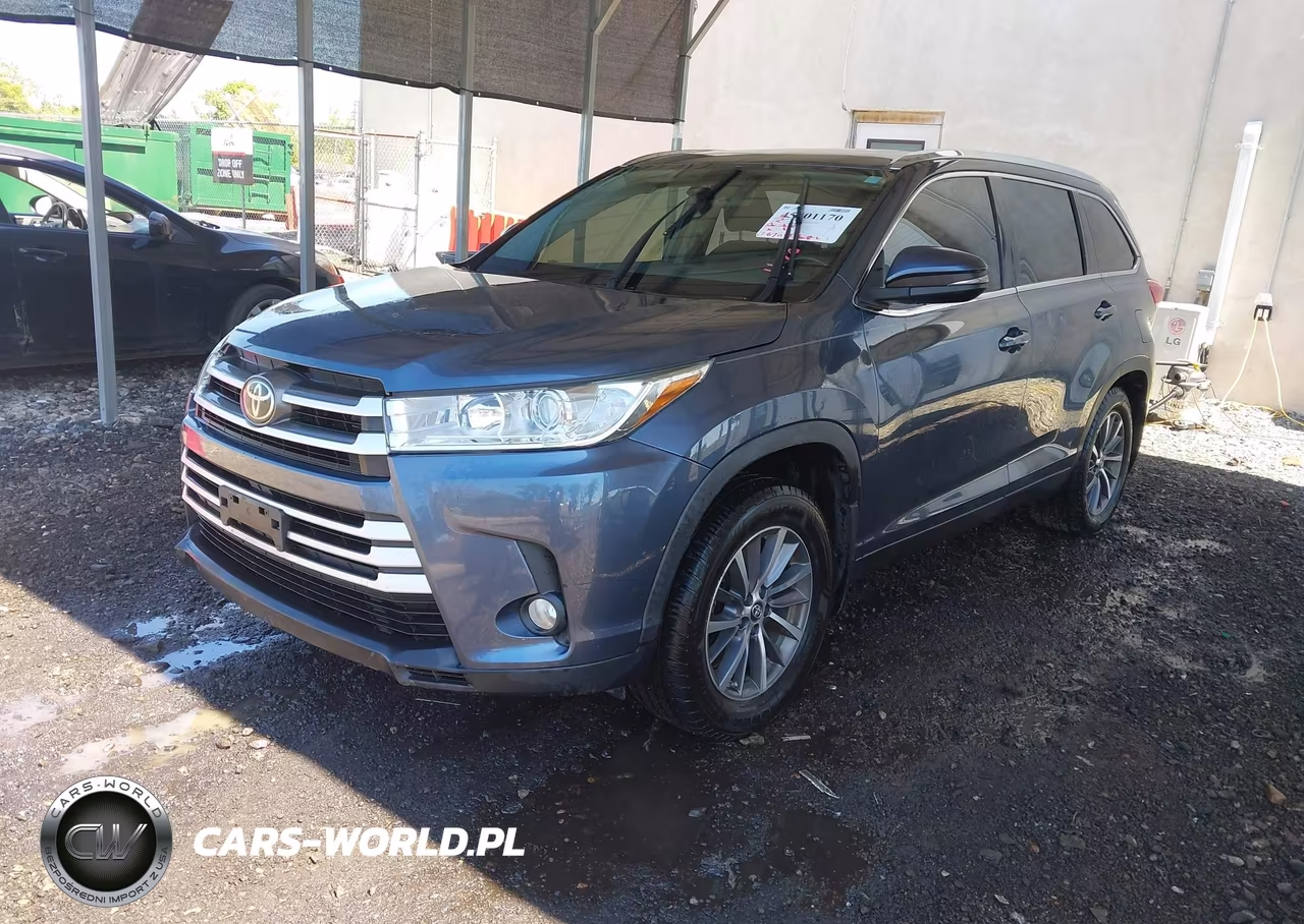 2019 Toyota Highlander Xle VIN:5TDJZRFH1KS991589 - 2