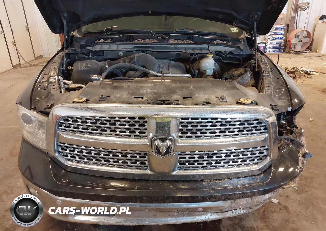 2015 Ram 1500 Laramie VIN:1C6RR7NT4FS643013 - 10
