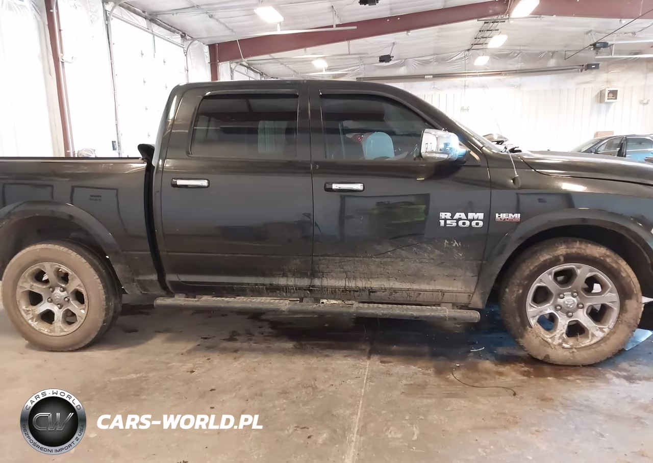 2015 Ram 1500 Laramie VIN:1C6RR7NT4FS643013 - 13