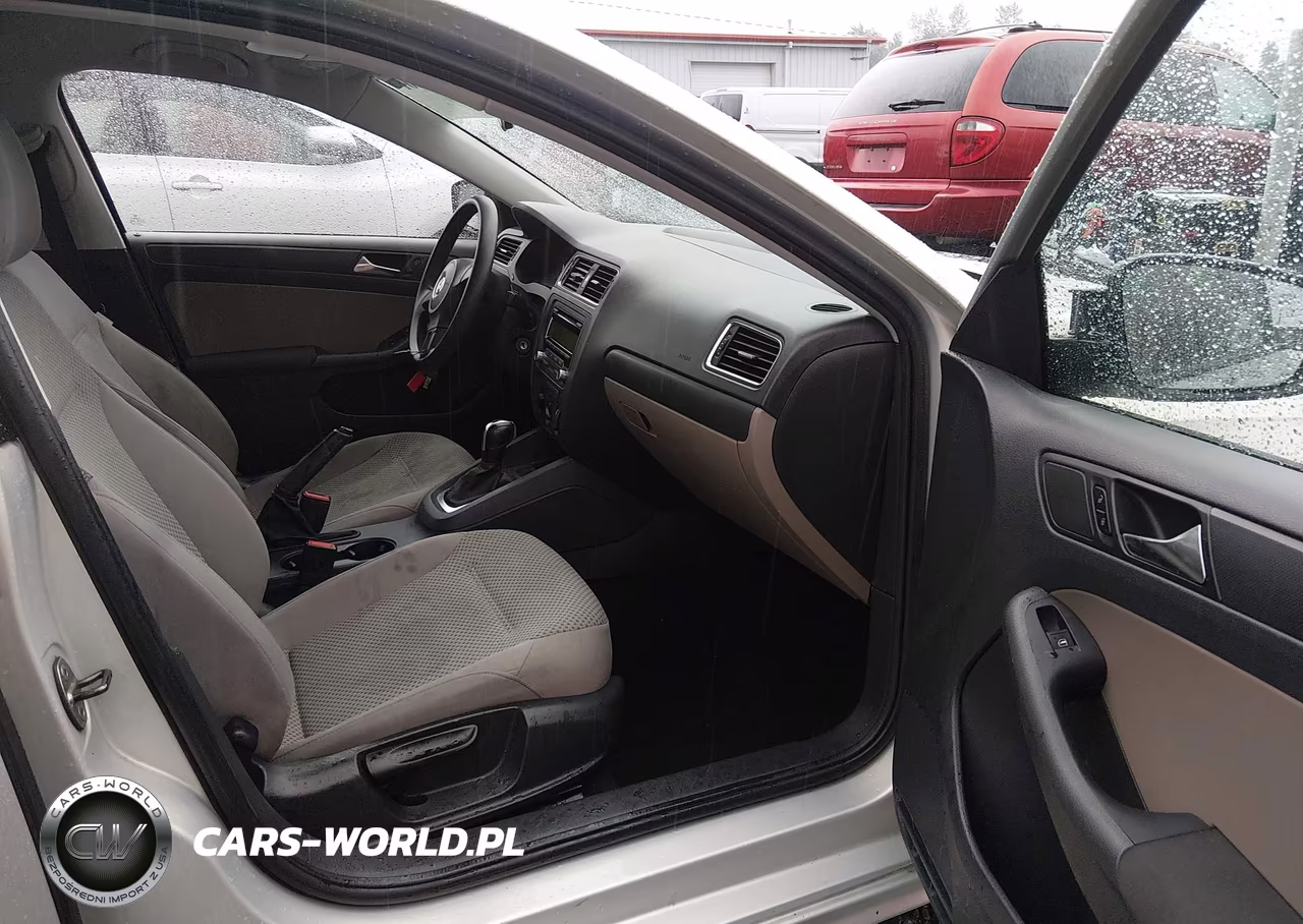 2011 Volkswagen Jetta 2.0L S VIN:3VW2K7AJ8BM117650 - 17