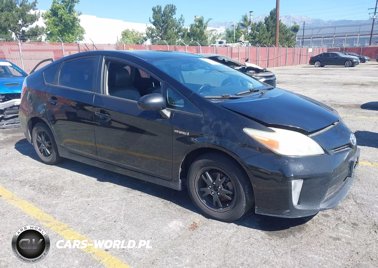 2013 Toyota Prius Four – zdjęcie 1 z 22