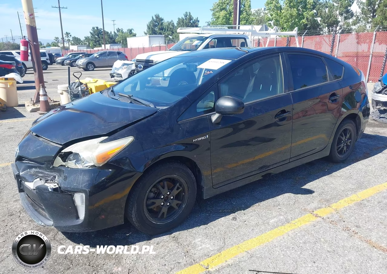 2013 Toyota Prius Four VIN:JTDKN3DU5D5699756 - 2