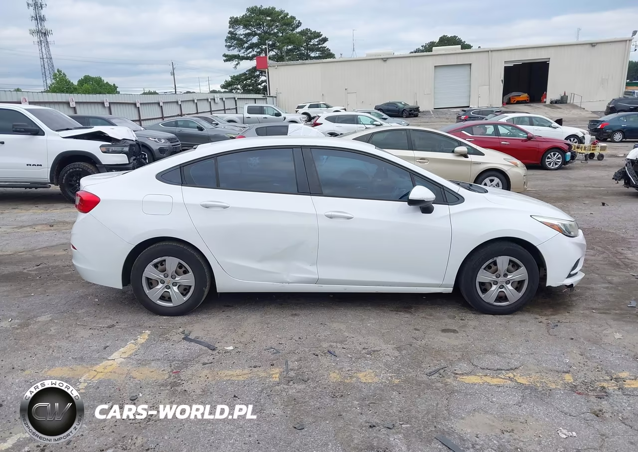 2017 Chevrolet Cruze Ls Auto VIN:1G1BC5SM4H7181659 - 13