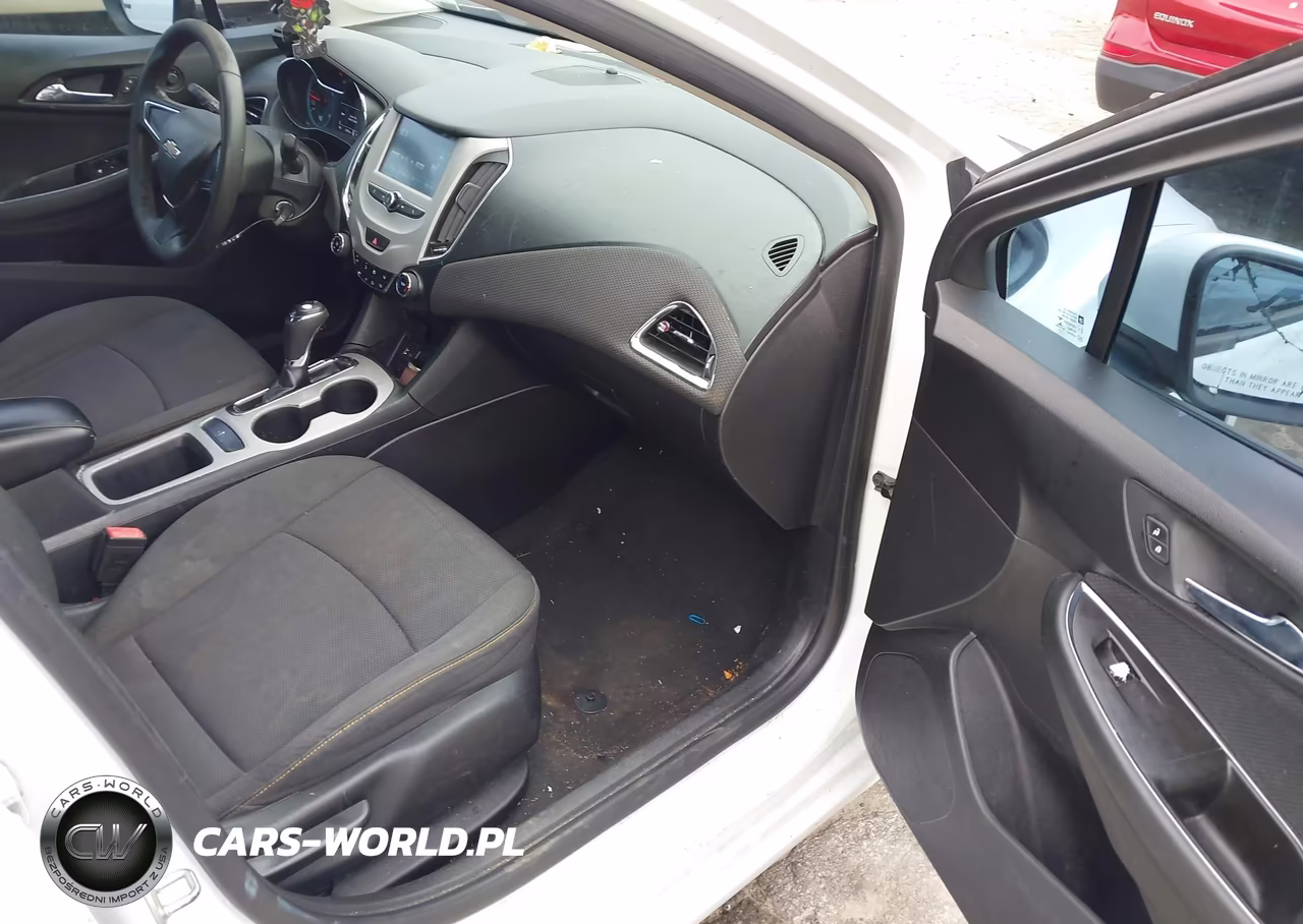 2017 Chevrolet Cruze Ls Auto VIN:1G1BC5SM4H7181659 - 5