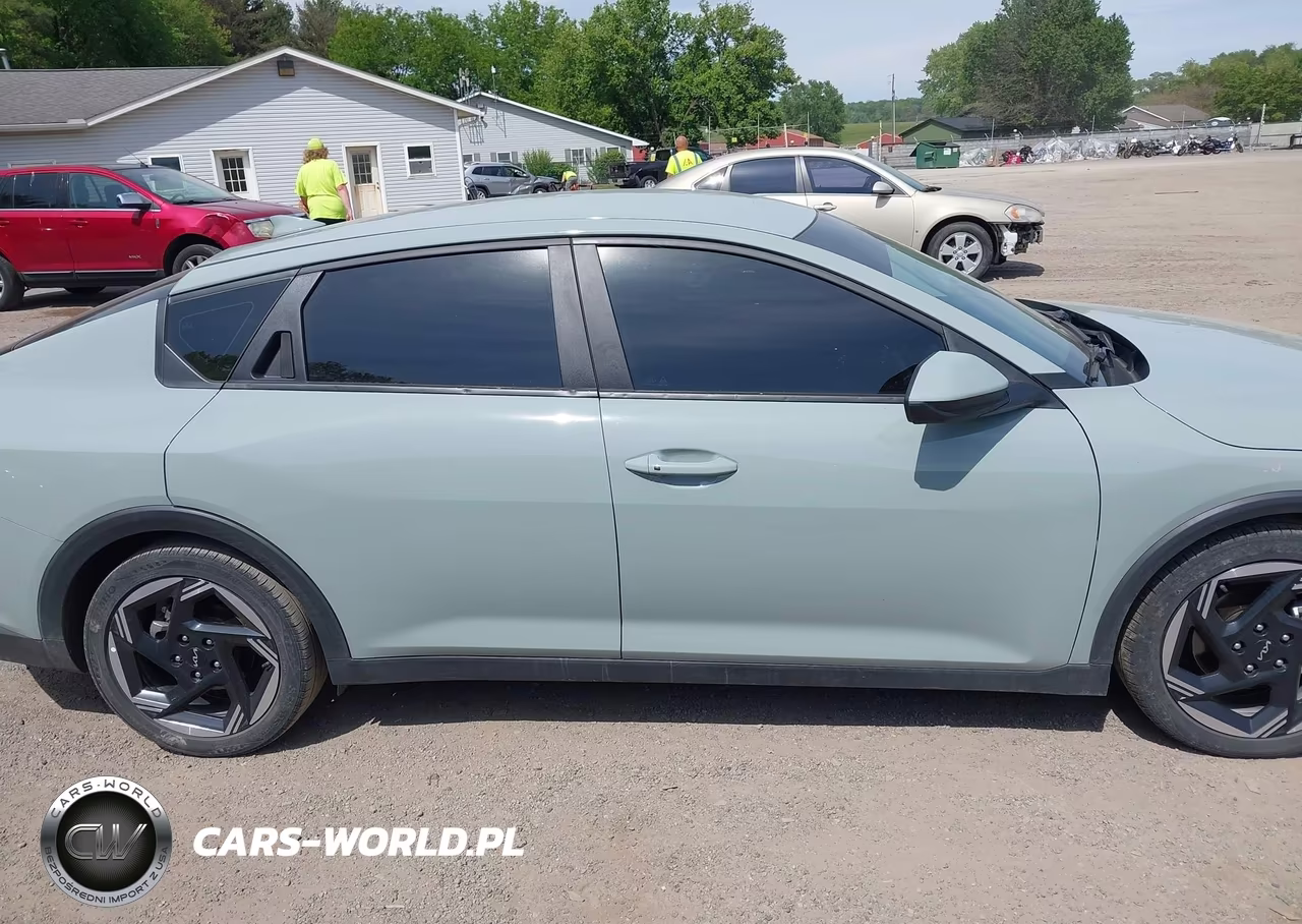 2025 Kia K4 Ex VIN:3KPFU4DEXSE011089 - 13
