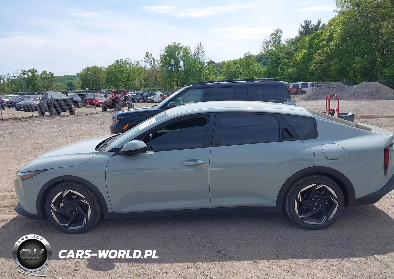 2025 Kia K4 Ex VIN:3KPFU4DEXSE011089 - 14