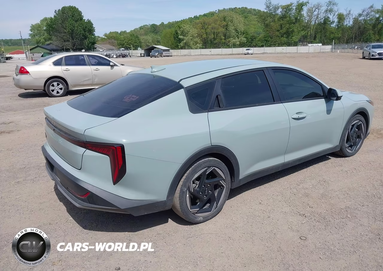 2025 Kia K4 Ex VIN:3KPFU4DEXSE011089 - 4