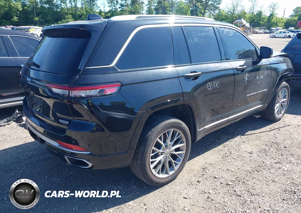 2022 Jeep Grand Cherokee 4Xe Summit 4X4 VIN:1C4RJYE63N8767432 - 4