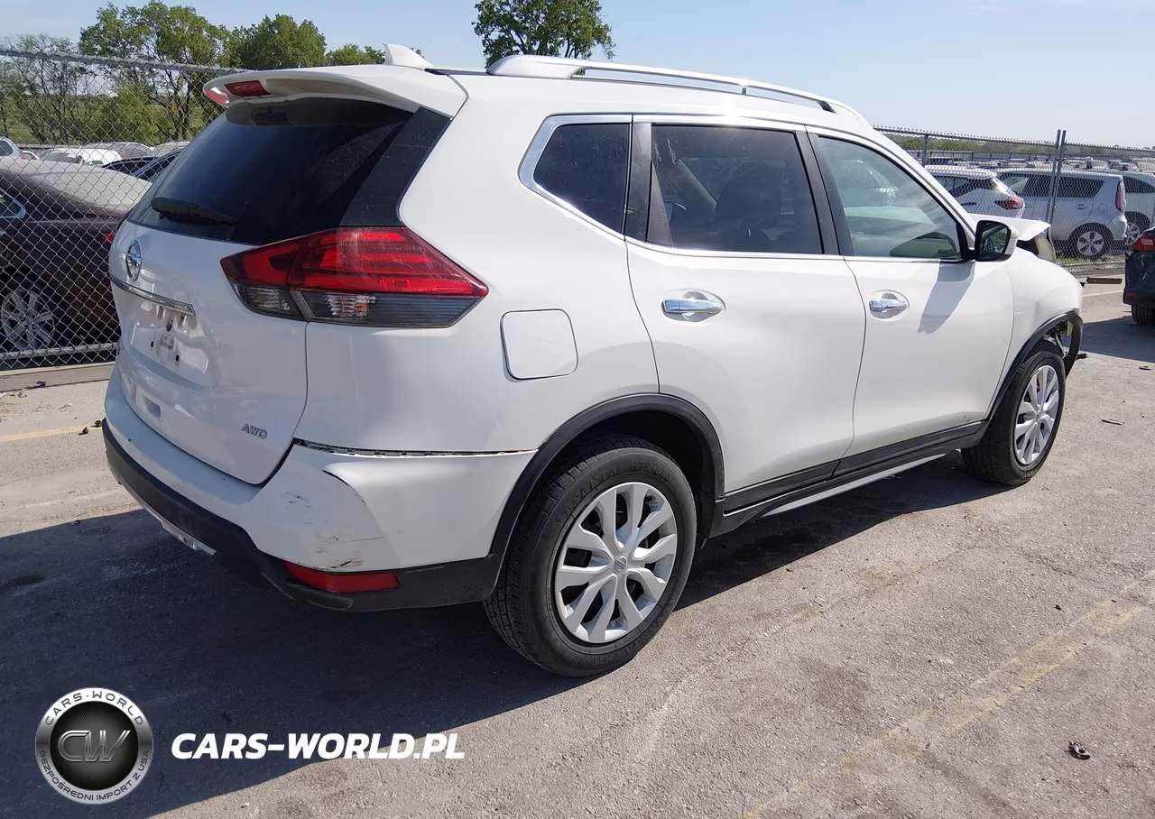 2017 Nissan Rogue S VIN:5N1AT2MM2HC833793 - 4