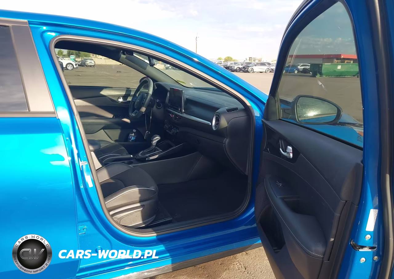 2023 Kia Forte Gt-Line VIN:3KPF54AD6PE585785 - 5