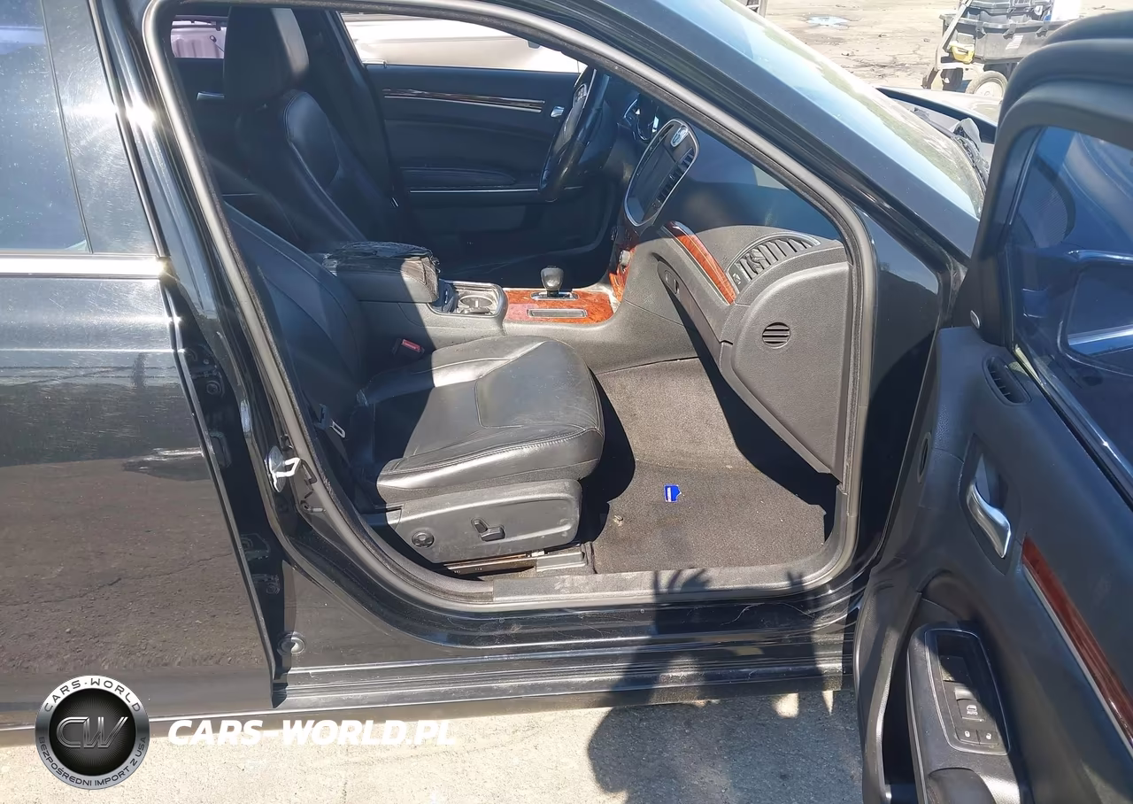 2012 Chrysler 300 Limited VIN:2C3CCACG6CH188756 - 5