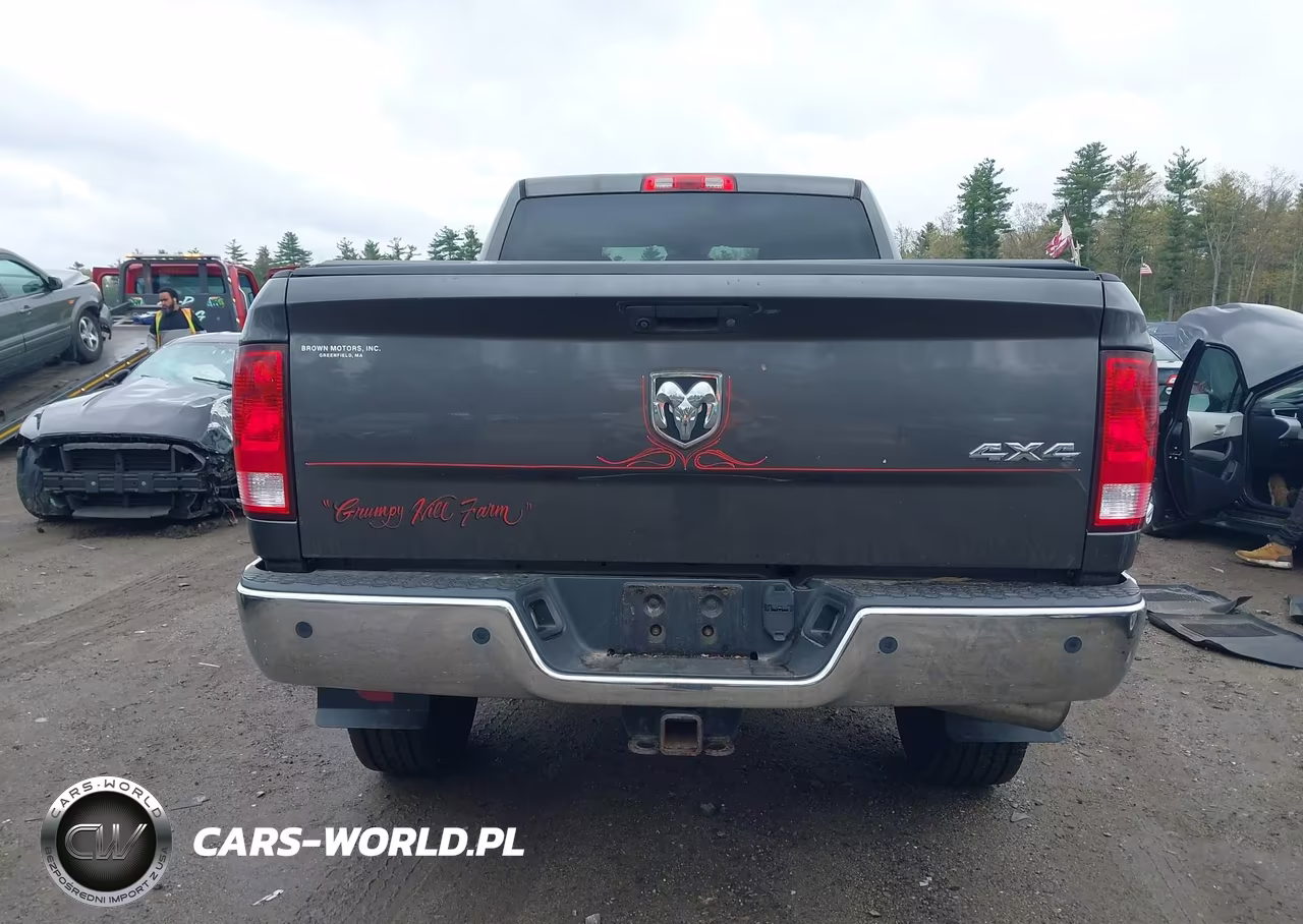 2015 Ram 2500 Tradesman VIN:3C6UR5CL0FG614553 - 12