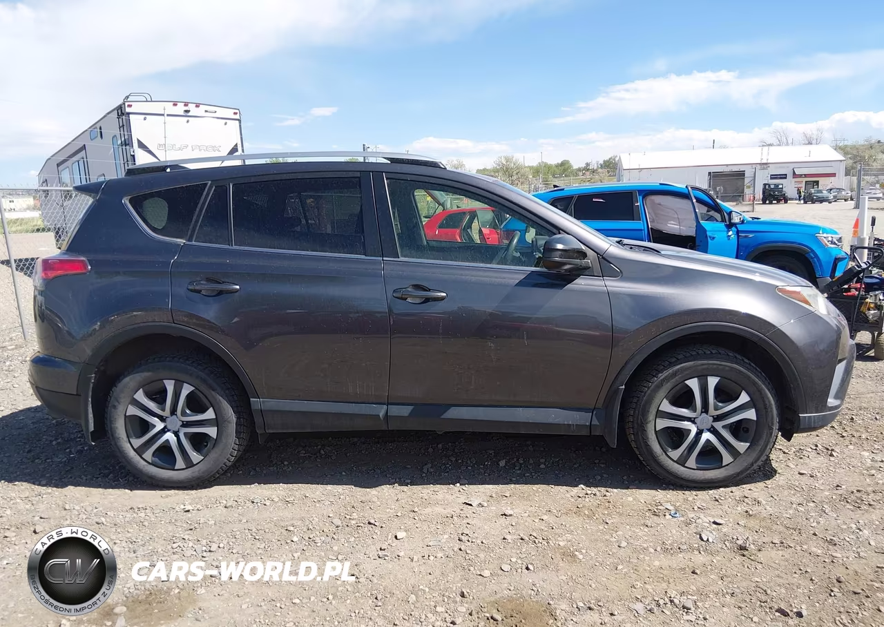 2018 Toyota Rav4 Le VIN:JTMBFREV7JJ248922 - 13