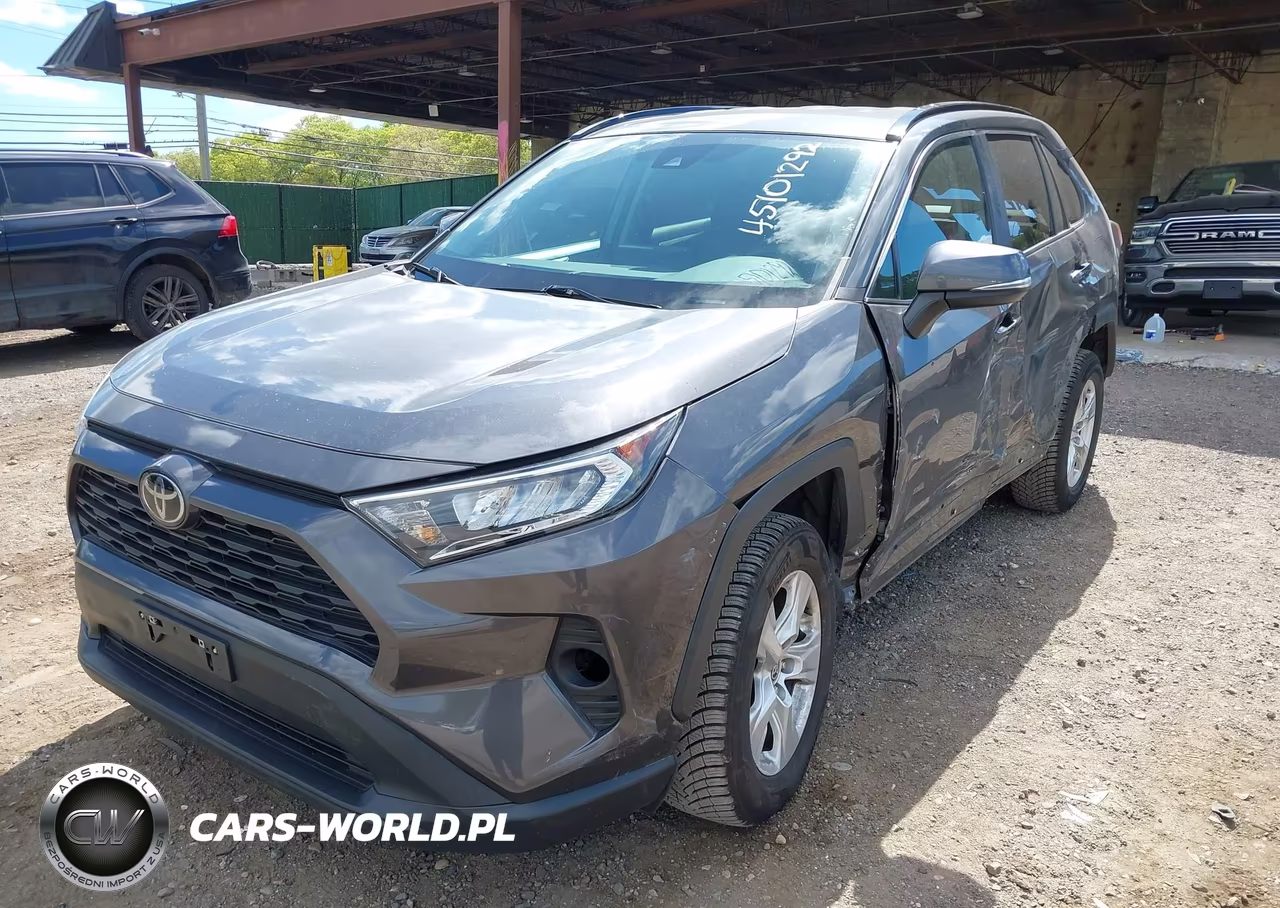 2021 Toyota Rav4 Xle VIN:2T3P1RFV9MW185797 - 2