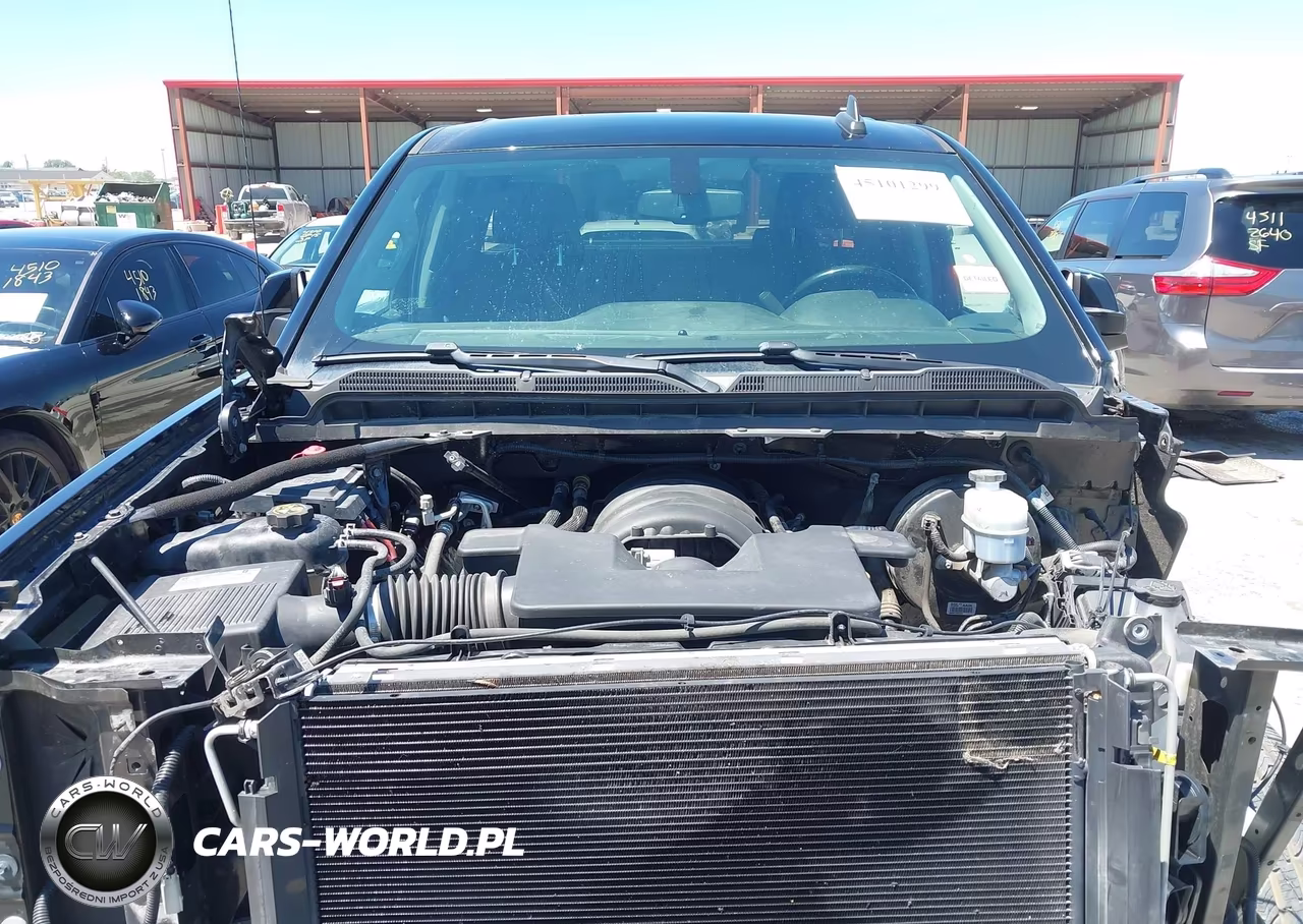 2018 Chevrolet Silverado 1500 1Lt VIN:1GCVKREC5JZ360613 - 10