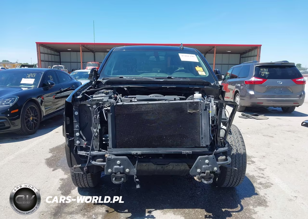 2018 Chevrolet Silverado 1500 1Lt VIN:1GCVKREC5JZ360613 - 13