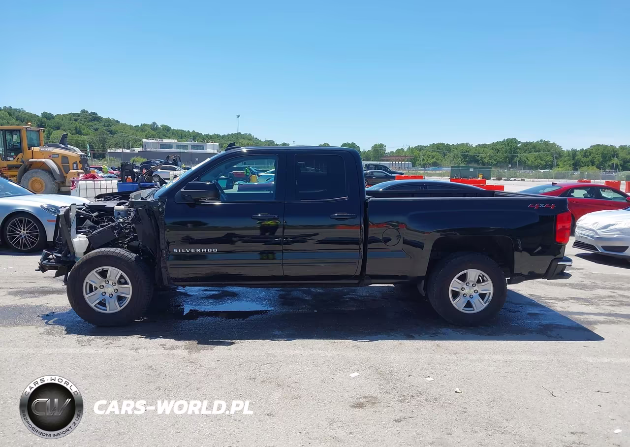 2018 Chevrolet Silverado 1500 1Lt VIN:1GCVKREC5JZ360613 - 15