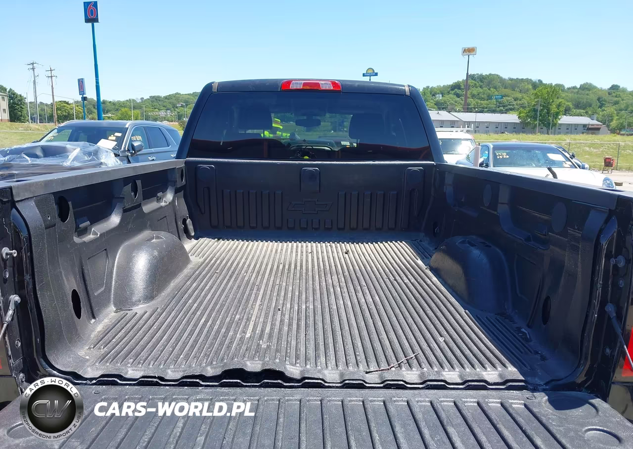 2018 Chevrolet Silverado 1500 1Lt VIN:1GCVKREC5JZ360613 - 18