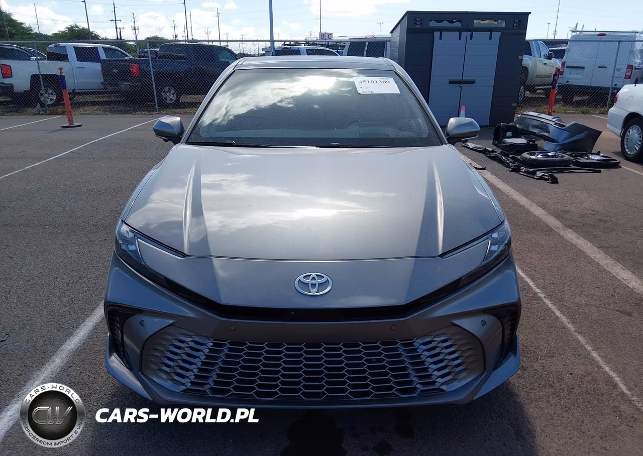 2025 Toyota Camry Xse VIN:4T1DAACK5SU623056 - 13