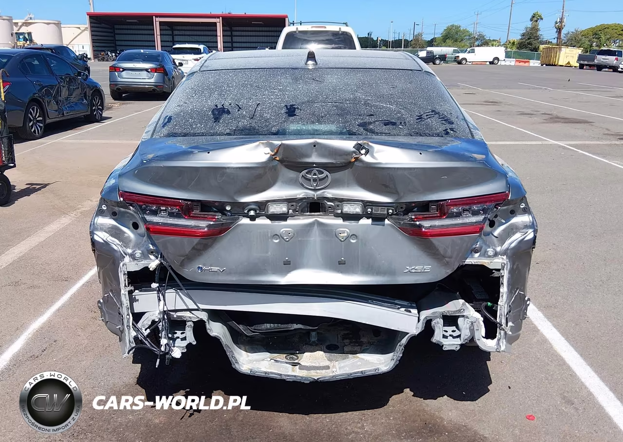 2025 Toyota Camry Xse VIN:4T1DAACK5SU623056 - 17