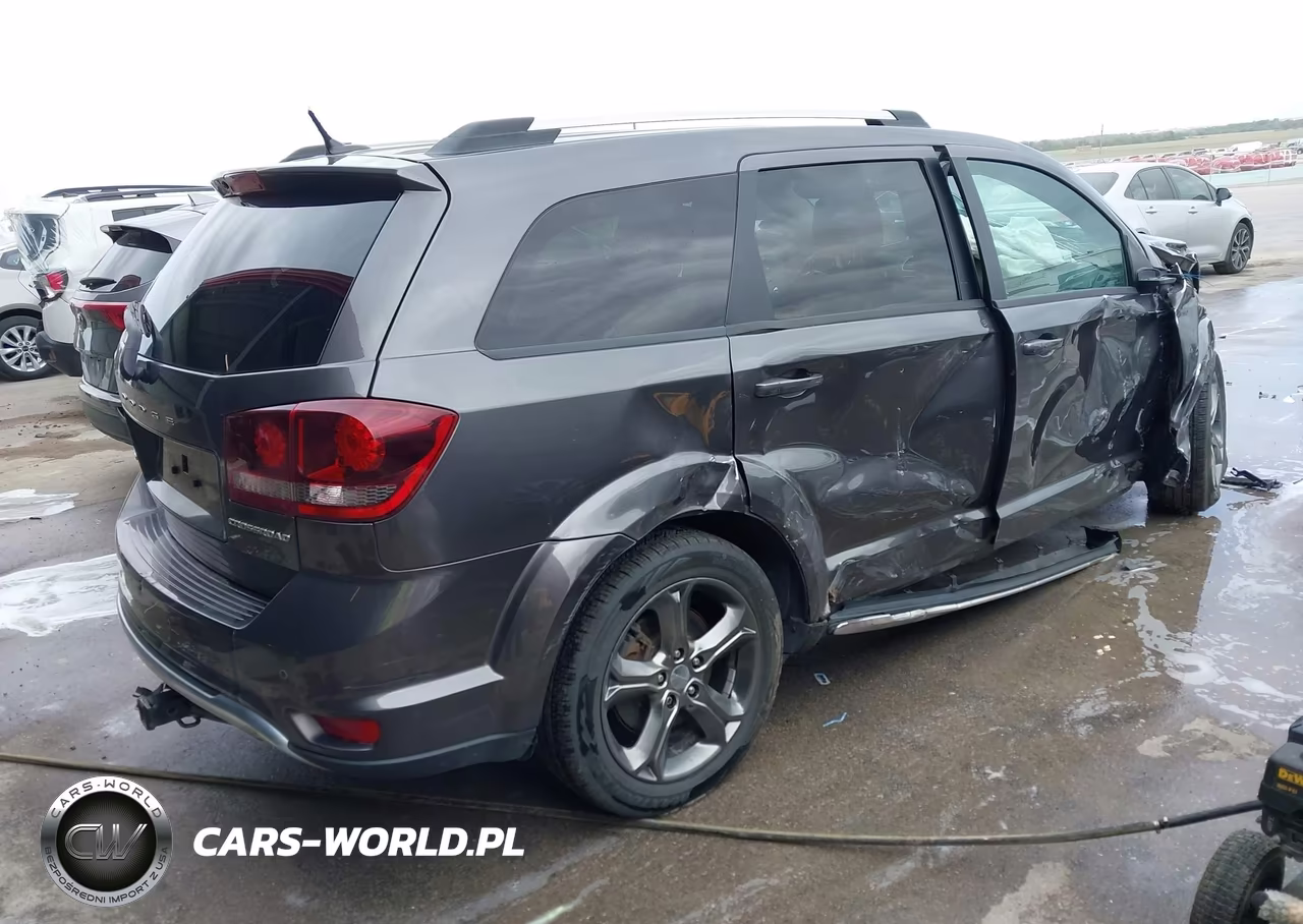 2015 Dodge Journey Crossroad VIN:3C4PDDGG3FT544405 - 4