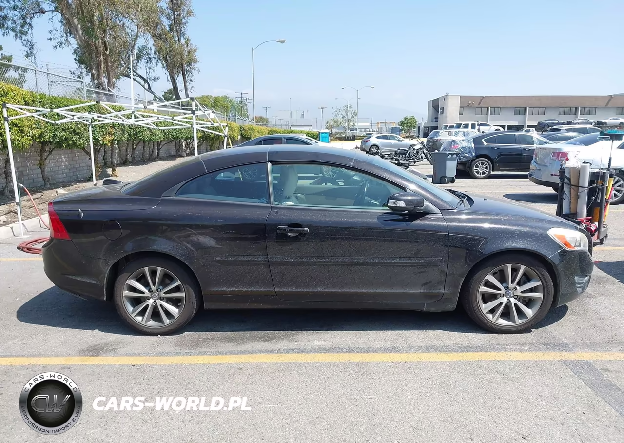 2011 Volvo C70 T5 VIN:YV1672MC9BJ115628 - 13
