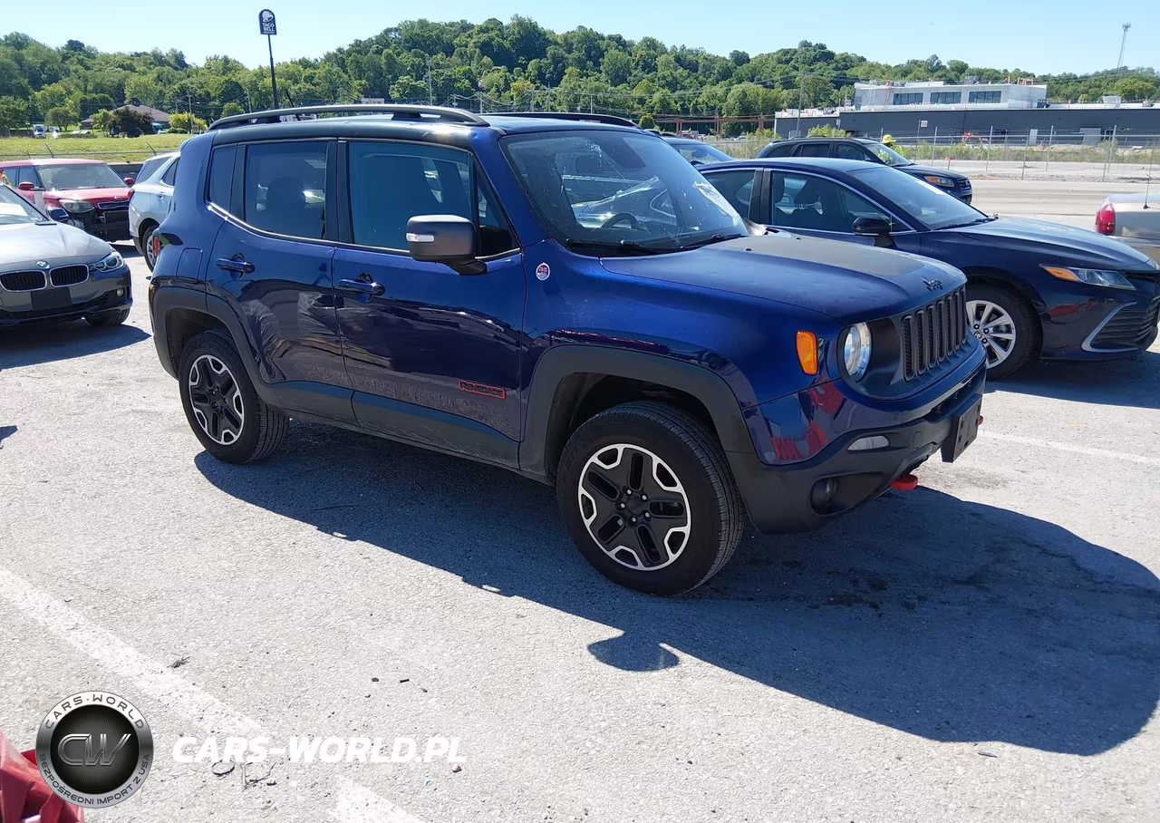 2016 Jeep Renegade Trailhawk – zdjęcie 1 z 19