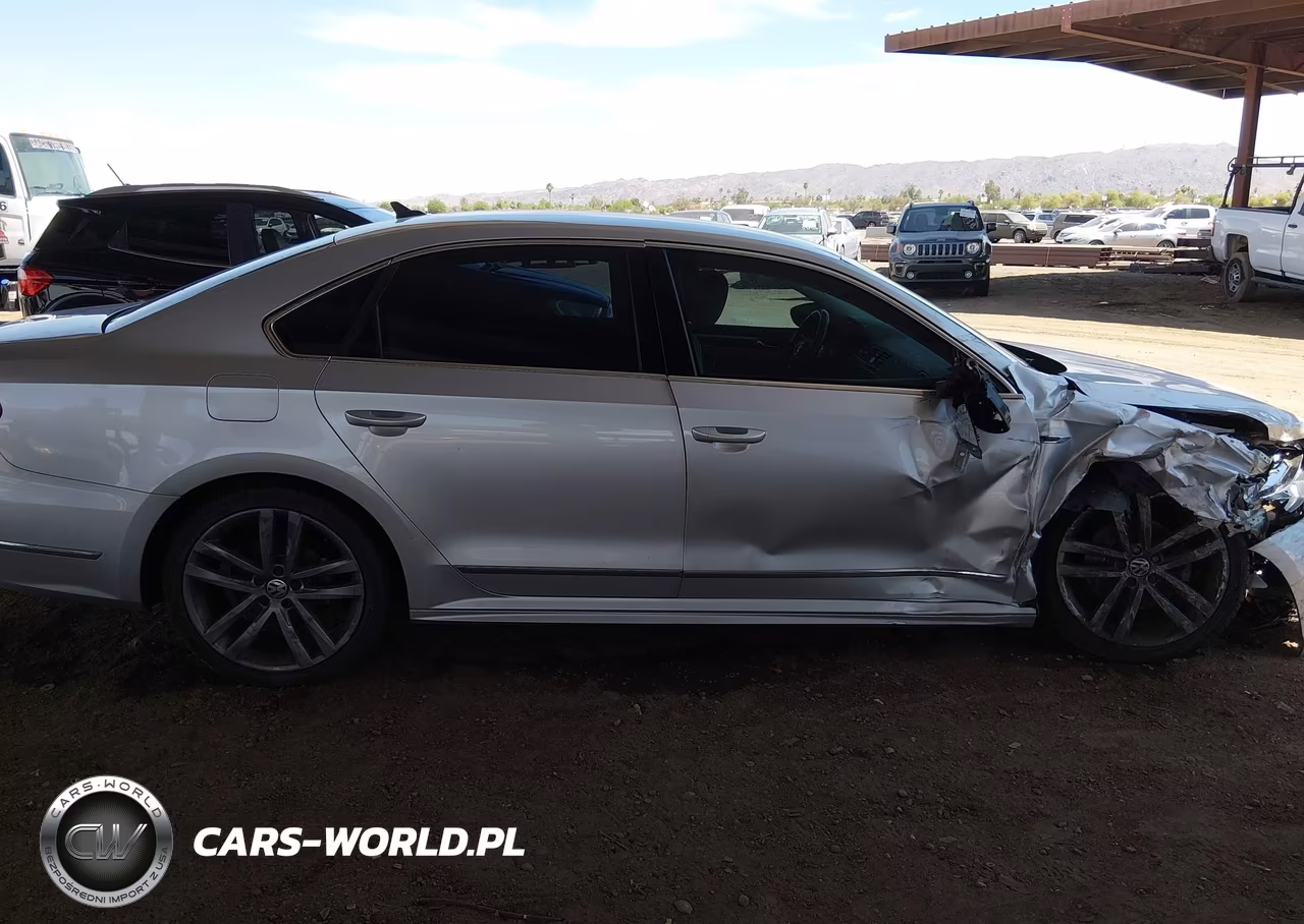 2017 Volkswagen Passat 1.8T R-Line VIN:1VWDT7A34HC053222 - 14