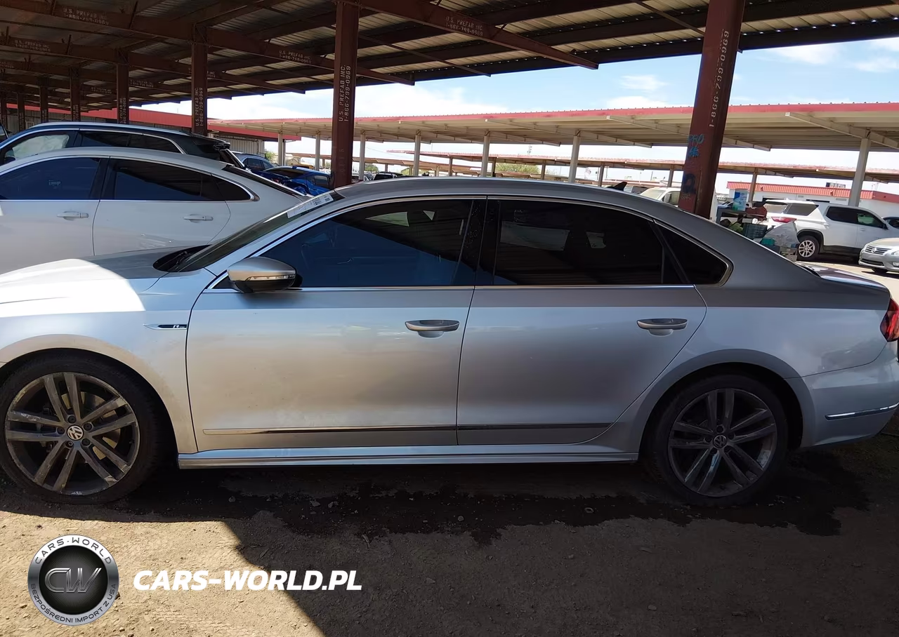 2017 Volkswagen Passat 1.8T R-Line VIN:1VWDT7A34HC053222 - 15