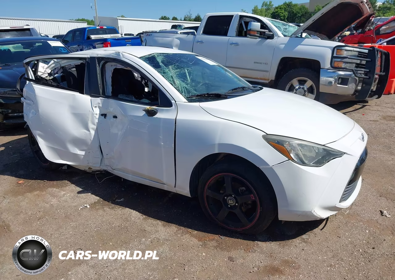 2016 Scion Ia – zdjęcie 1 z 15