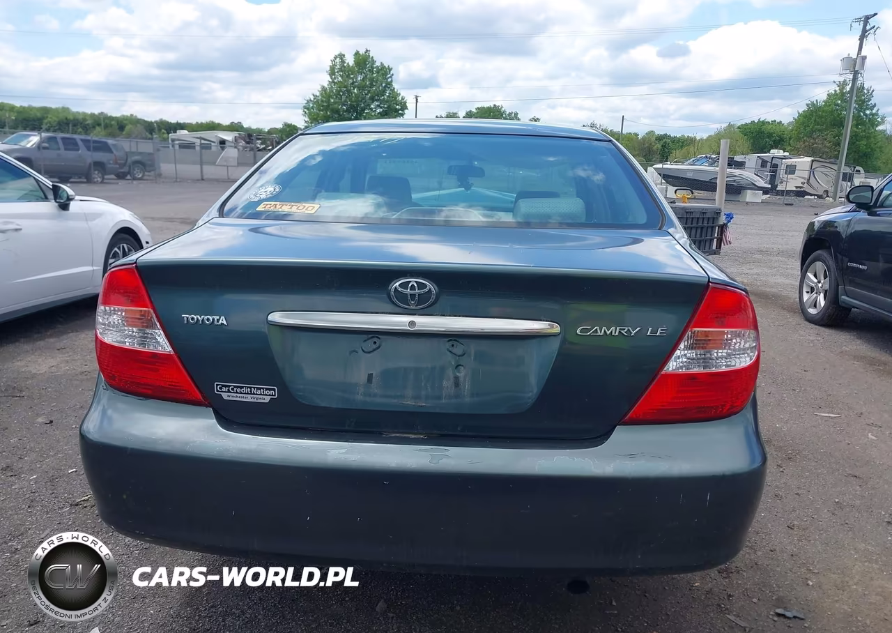 2002 Toyota Camry Le VIN:4T1BE32K62U559425 - 16