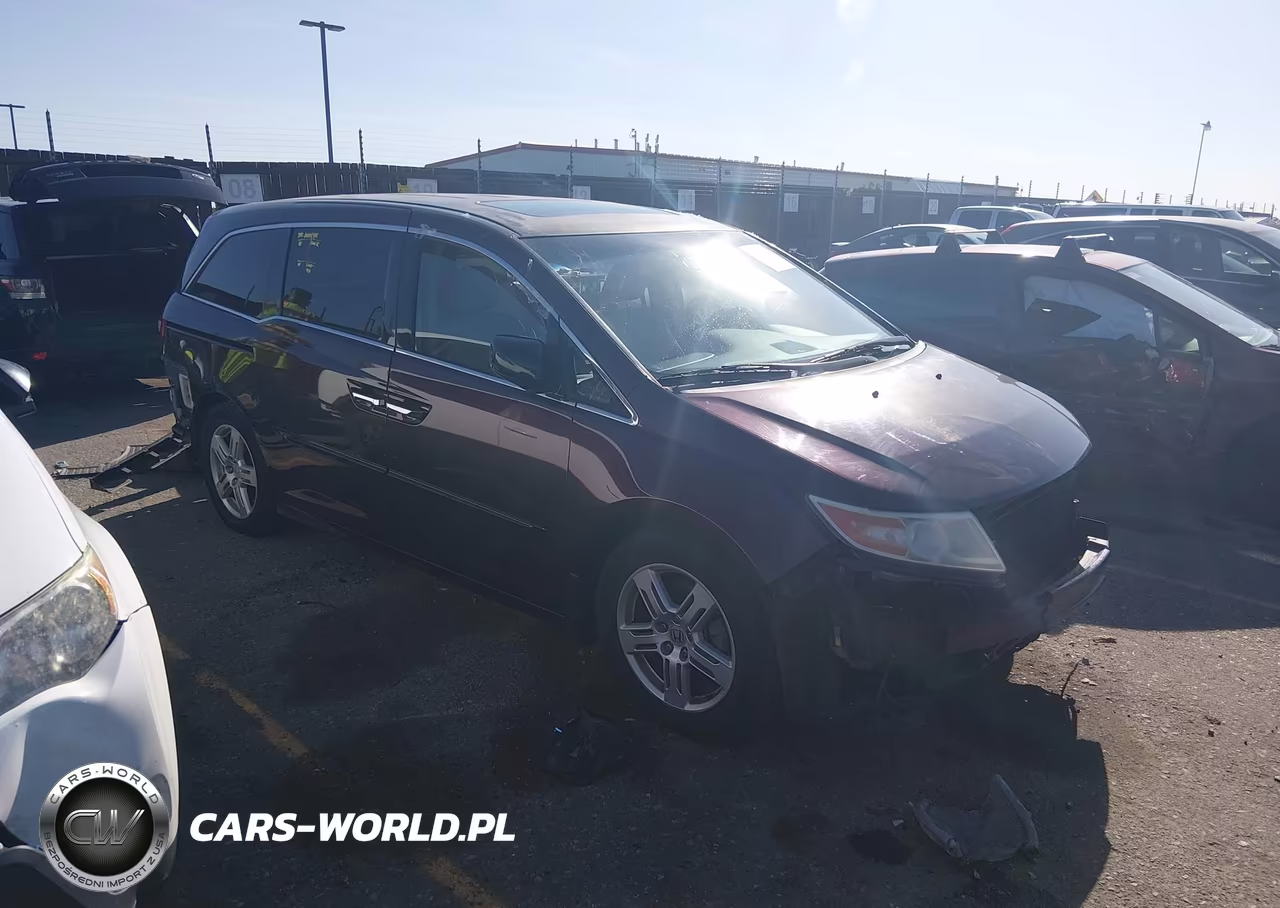 2013 Honda Odyssey Touring-Touring Elite – zdjęcie 1 z 17