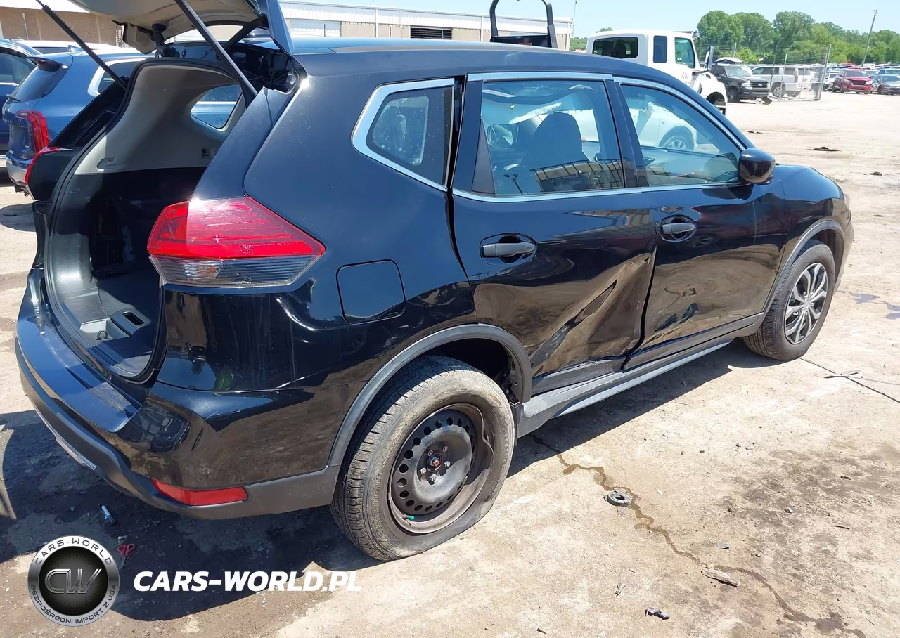 2017 Nissan Rogue S VIN:JN8AT2MV8HW253156 - 4