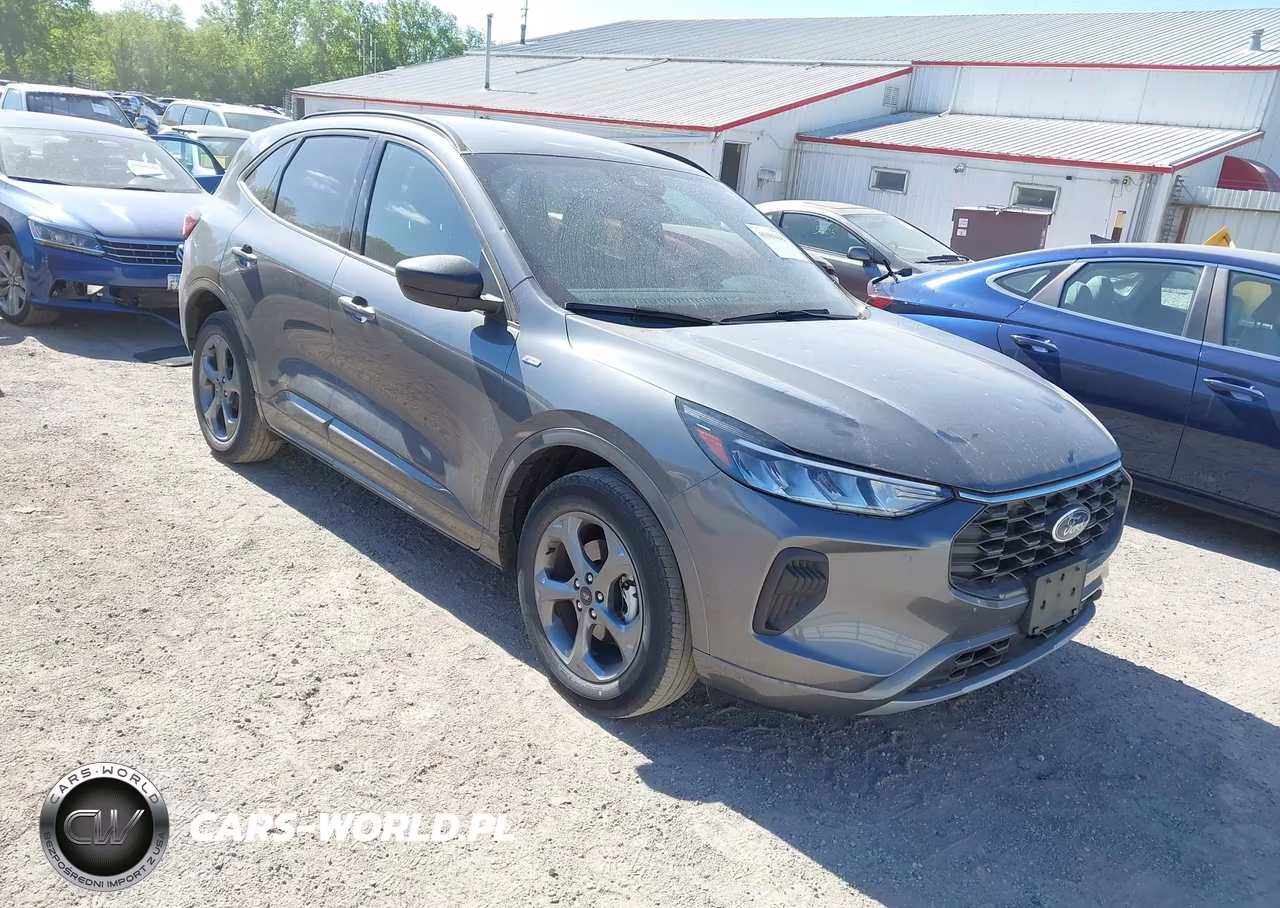 2023 Ford Escape St-Line – zdjęcie 1 z 18