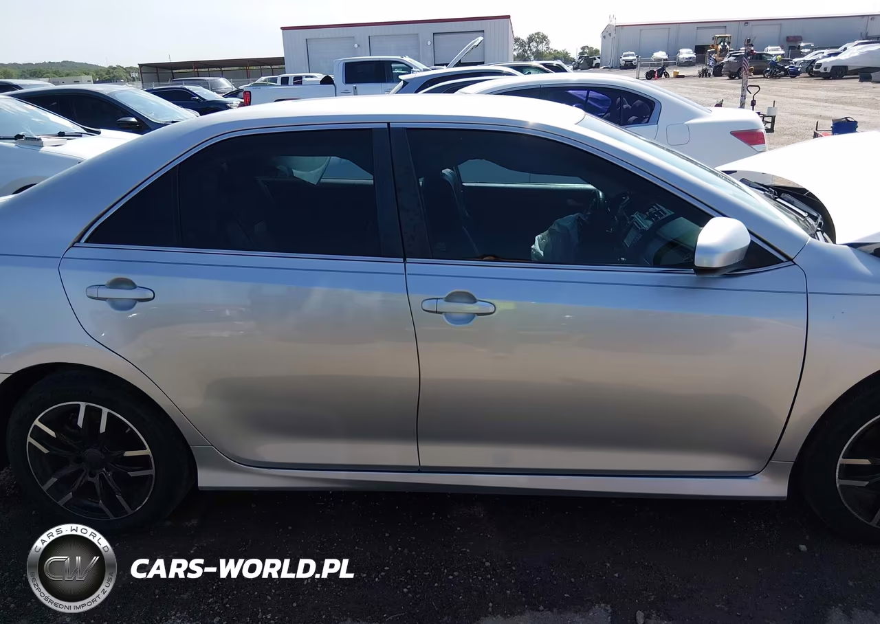 2013 Toyota Camry Se VIN:4T1BF1FK6DU637300 - 14