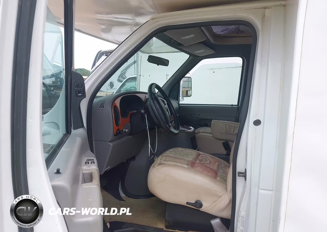 2000 Ford E-450 Cutaway Standard VIN:1FDXE45S1YHB97982 - 6