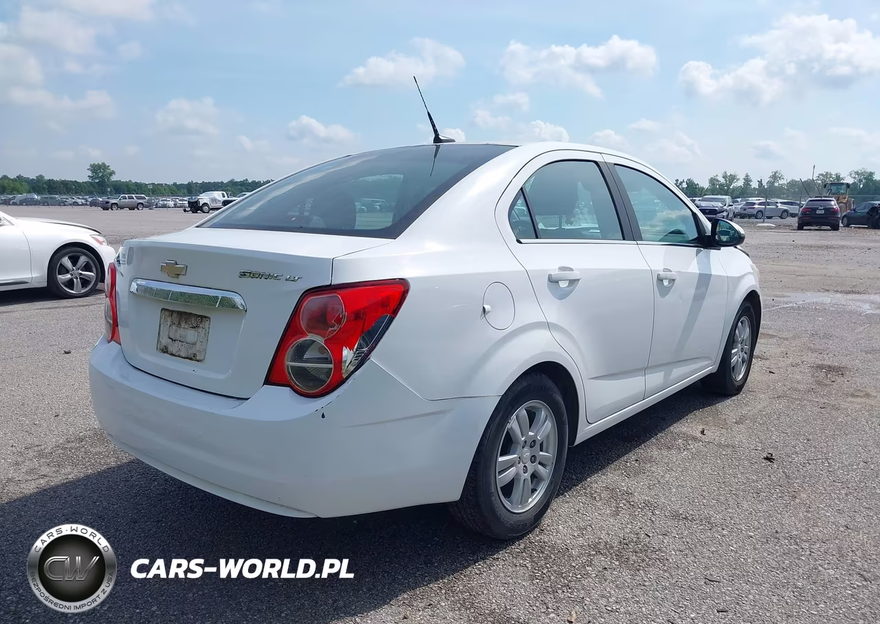 2014 Chevrolet Sonic Lt Auto VIN:1G1JC5SHXE4206835 - 4