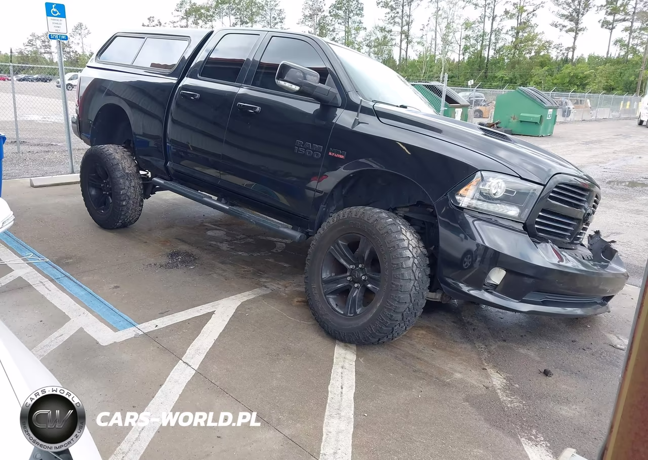 2015 Ram 1500 Sport – zdjęcie 1 z 17