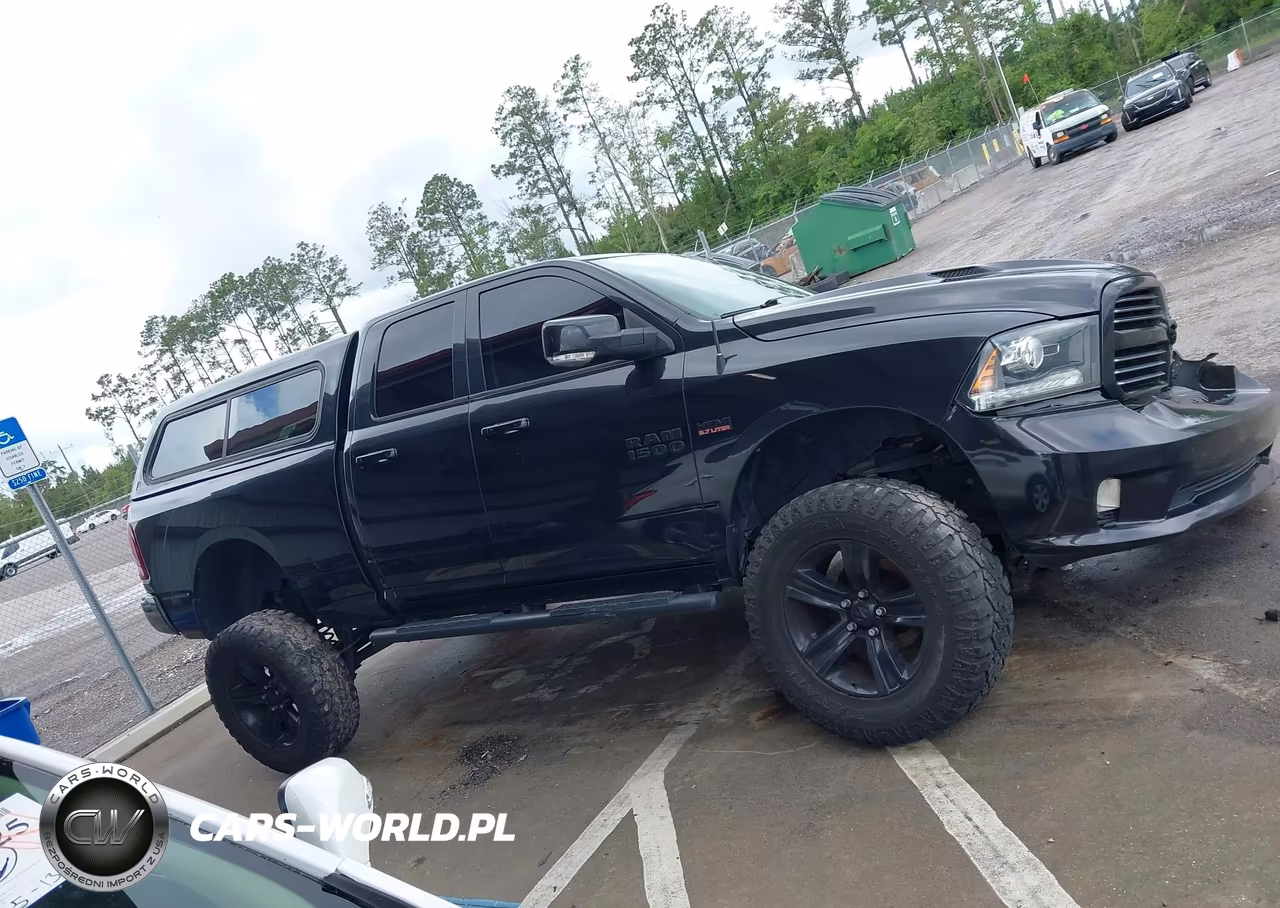 2015 Ram 1500 Sport VIN:1C6RR7HT9FS699847 - 14