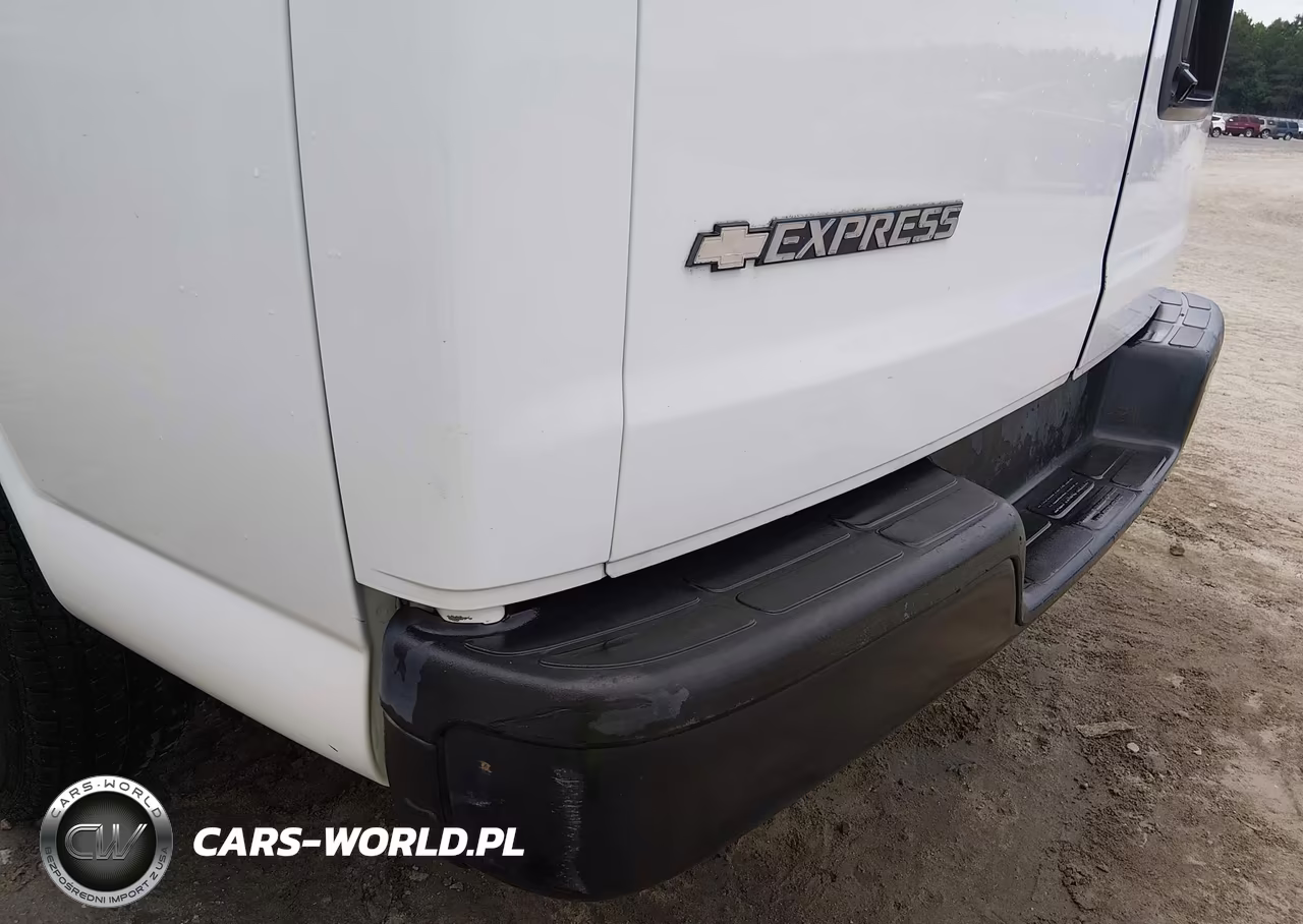 2017 Chevrolet Express 2500 Work Van VIN:1GCWGAFG8H1238491 - 12