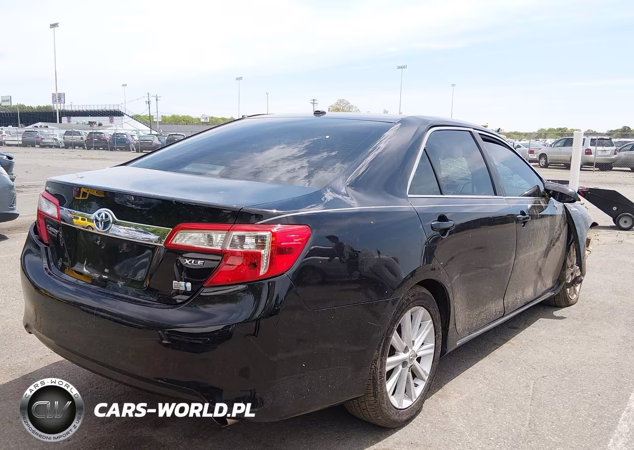 2013 Toyota Camry Hybrid VIN:4T1BD1FK4DU074365 - 4