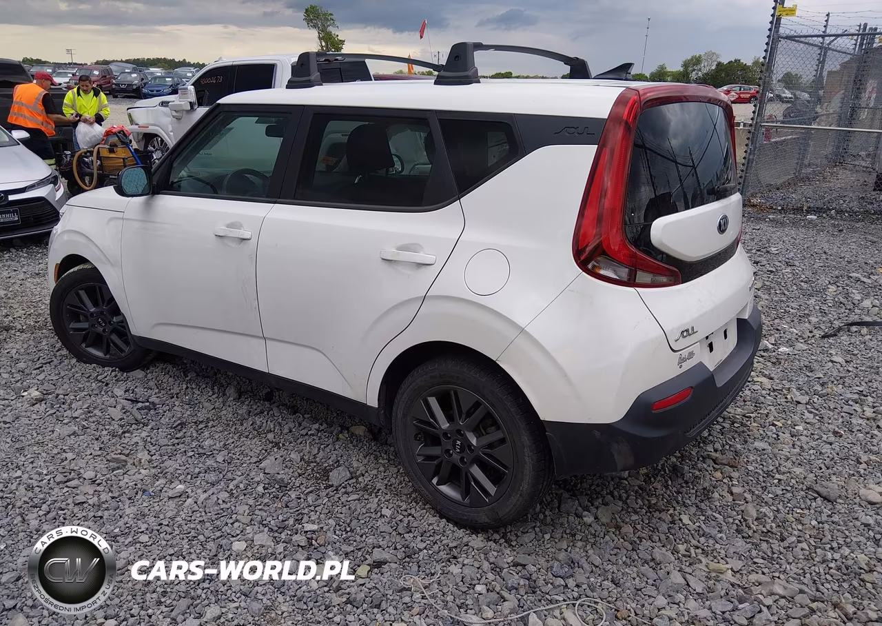 2021 Kia Soul S VIN:KNDJ23AU7M7797460 - 3