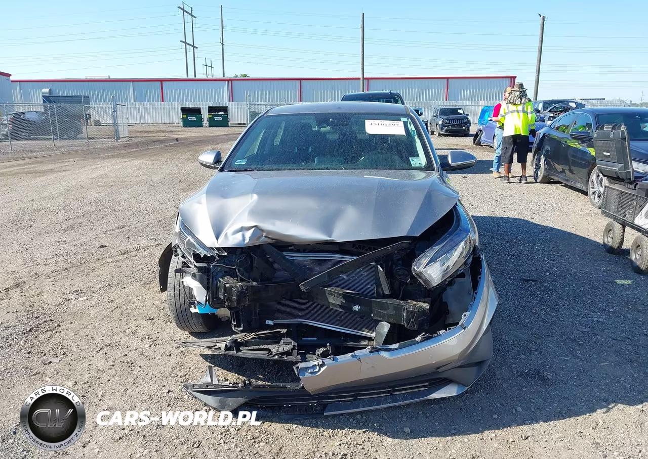 2024 Kia Forte Lxs VIN:3KPF24AD0RE772550 - 13