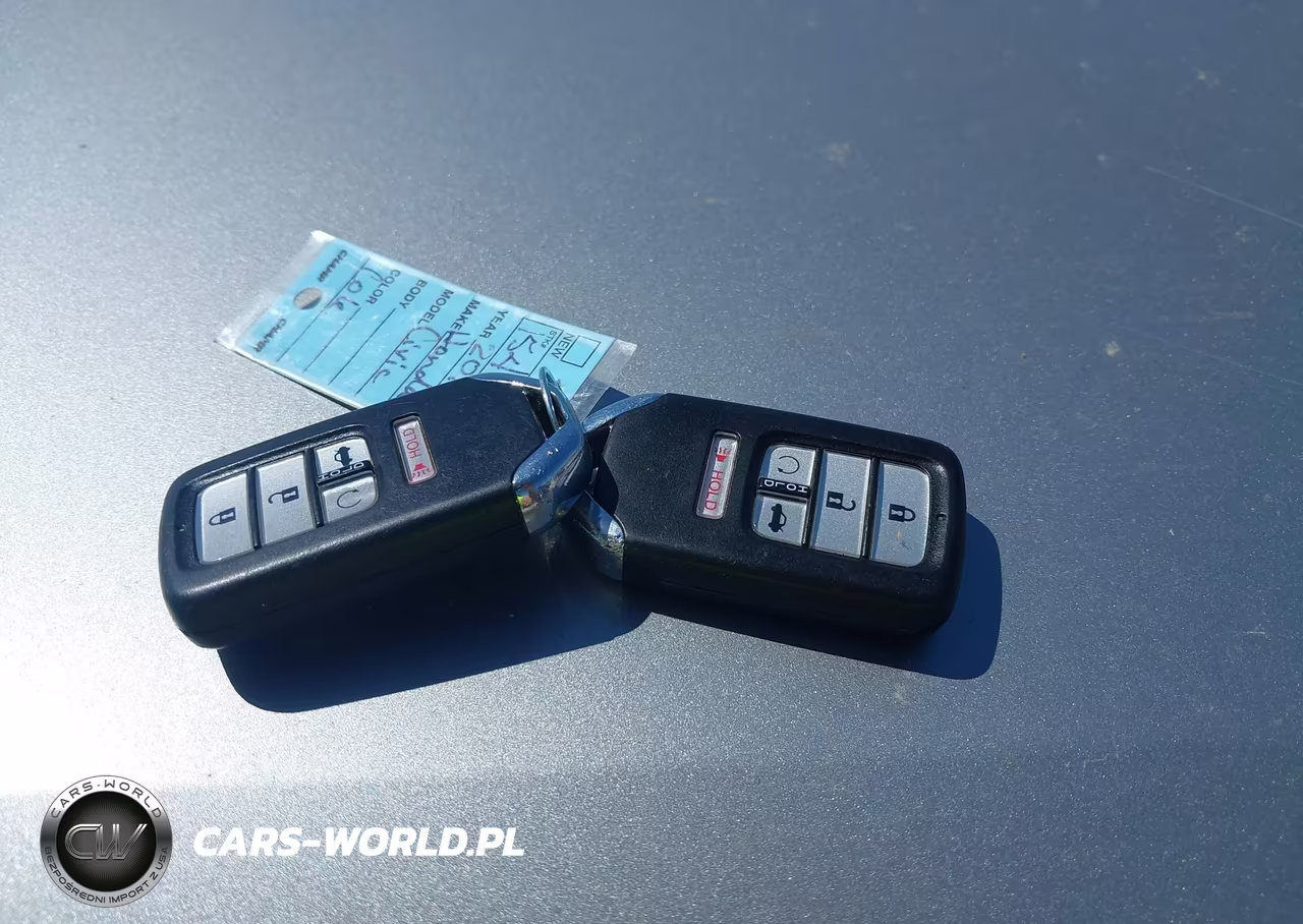2018 Honda Civic Touring VIN:JHMFC1F95JX030034 - 11